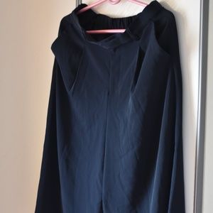 Uniqlo Pants - Navy Uniqlo Culotte Trousers Uniqlo Pants - Navy Uniqlo Culotte Trousers